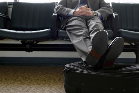 Hvad man kan lave, mens man venter på et forsinket fly